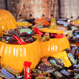 What Your Favorite Halloween Candy Says About Your Office Personality ...